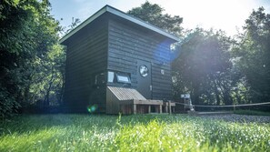 Luokittelematon kuva, 4 kautta 9, painike