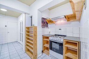 Fridge, microwave, stovetop, toaster - Bustamante Loft 2D, Metro & Wifi (Providencia)