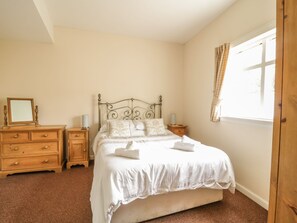 1 bedroom, individually decorated, individually furnished, free WiFi - Farmhouse Retreat (Keswick)