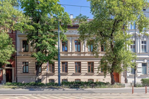 Air-conditioned apartment | 1 km from Krakow's Kazimierz district