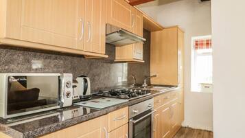 Kochgeschirr/Geschirr/Besteck