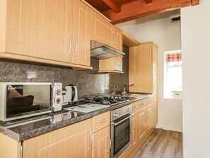 Kochgeschirr/Geschirr/Besteck