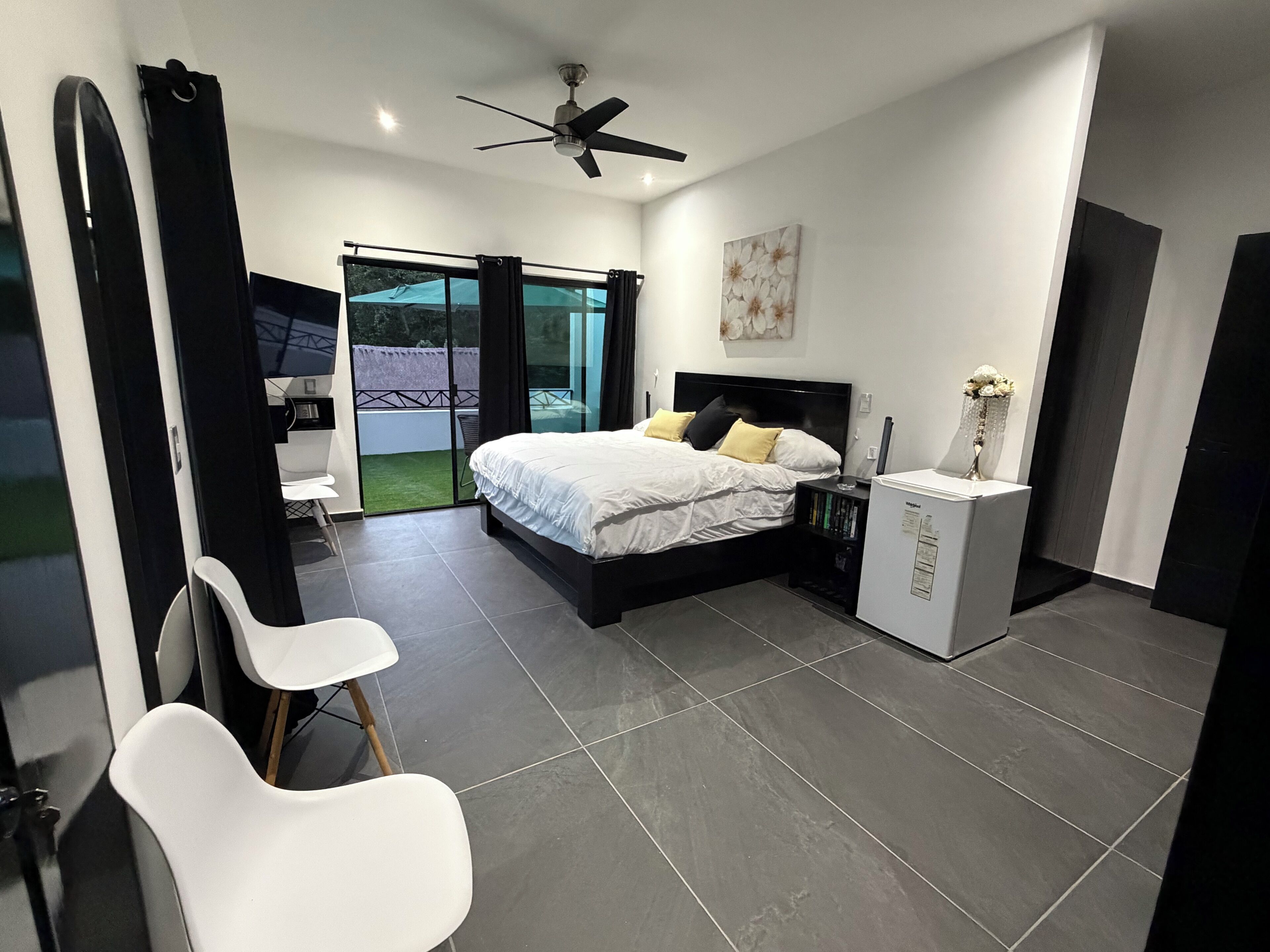 4 dormitorios, tabla de planchar con plancha, wifi y ropa de cama