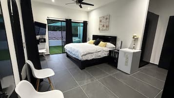 4 dormitorios, tabla de planchar con plancha, wifi y ropa de cama