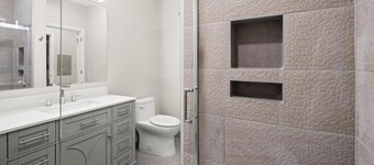 Spacious 1-bedroom apartment in delightful New Brunswick with AC