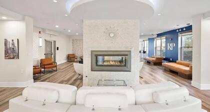 Spacious 1-bedroom apartment in delightful New Brunswick with AC