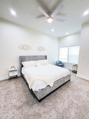 3 bedrooms, WiFi, bed sheets - Perfect 3-bedroom townhome located near Bush Airport (houston)