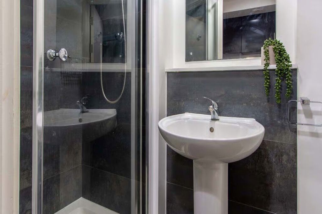 Studio, Non Smoking | Bathroom