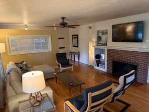 Nicht klassifiziertes Bild, 3 von 26, Schaltfläche