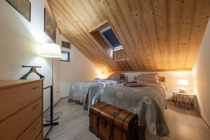 1 camera, ferro/asse da stiro, Wi-Fi, lenzuola