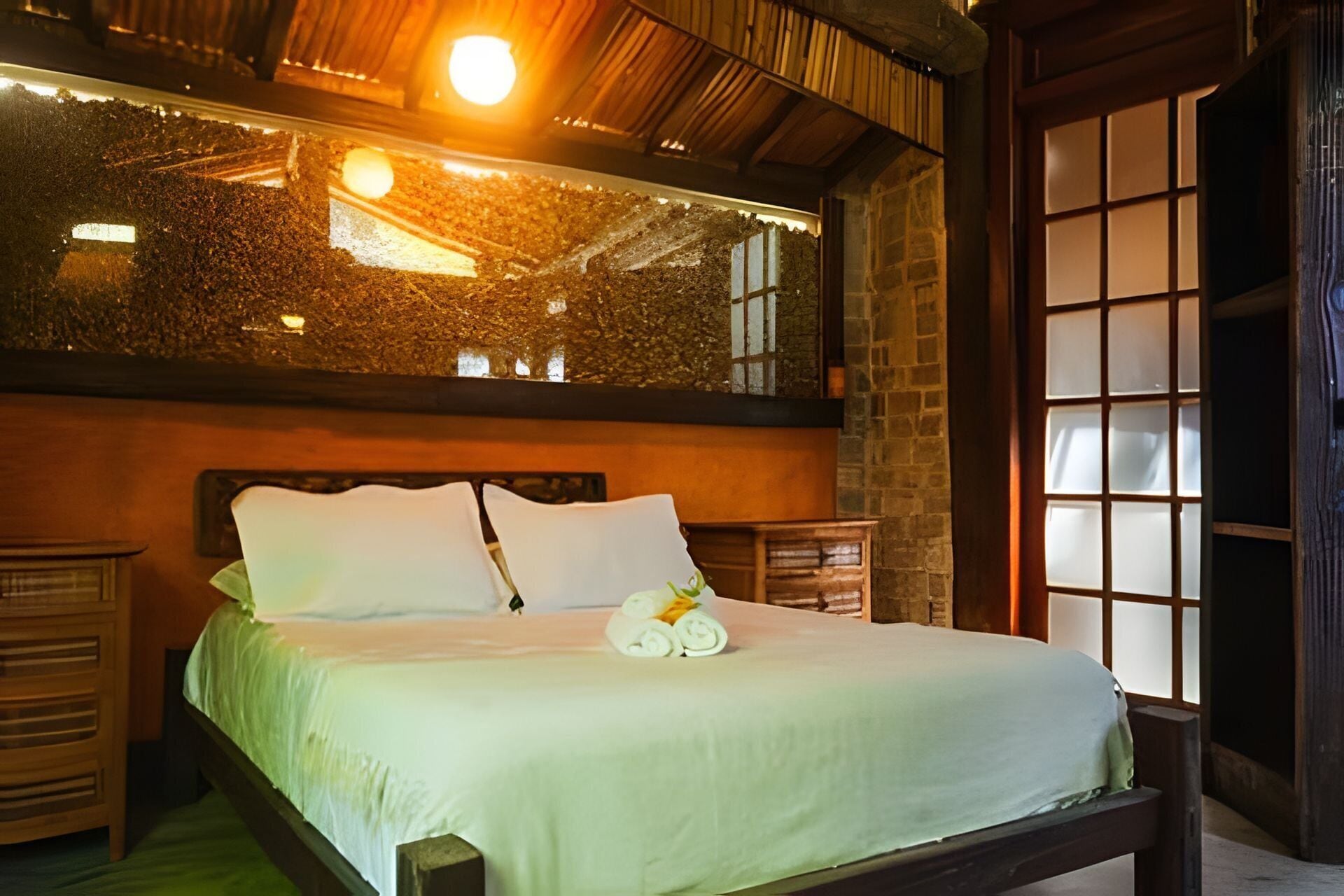 Vila | Escrivaninha, Wi-Fi de cortesia, roupa de cama