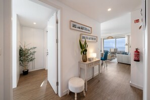 Interior - Premium apartment panoramic seaview |AtlanticFrame (Câmara De Lobos)