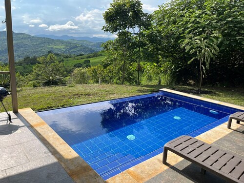 Villa Daniela- 1-bedroom villa in charming Nocaima perfect for relaxing getaway.