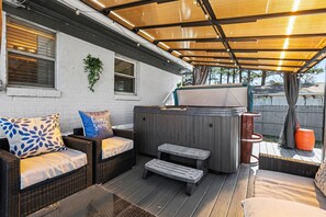 Luokittelematon kuva, 5 kautta 25, painike