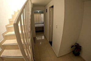 Nicht klassifiziertes Bild, 2 von 49, Schaltfläche