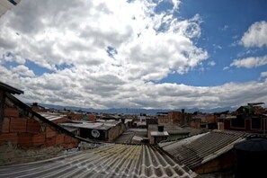 Nicht klassifiziertes Bild, 3 von 49, Schaltfläche