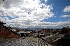 Nicht klassifiziertes Bild, 2 von 49, Schaltfläche