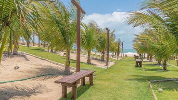 Di pantai