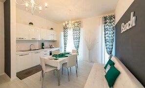 Luokittelematon kuva, 3 kautta 11, painike