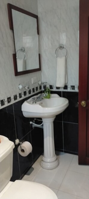 未分类图片，第 4 张，共 16 张，按钮