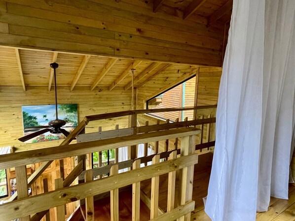 Unclassified image, 1 of 48, button