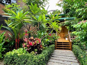 Imagen sin descripción, 5 de 48, botón