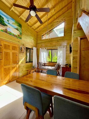 Unclassified image, 2 of 48, button