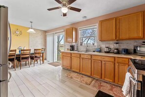 Private kitchen - Stay w/ Home Theater, Games, Pond View & More! (Galloway)