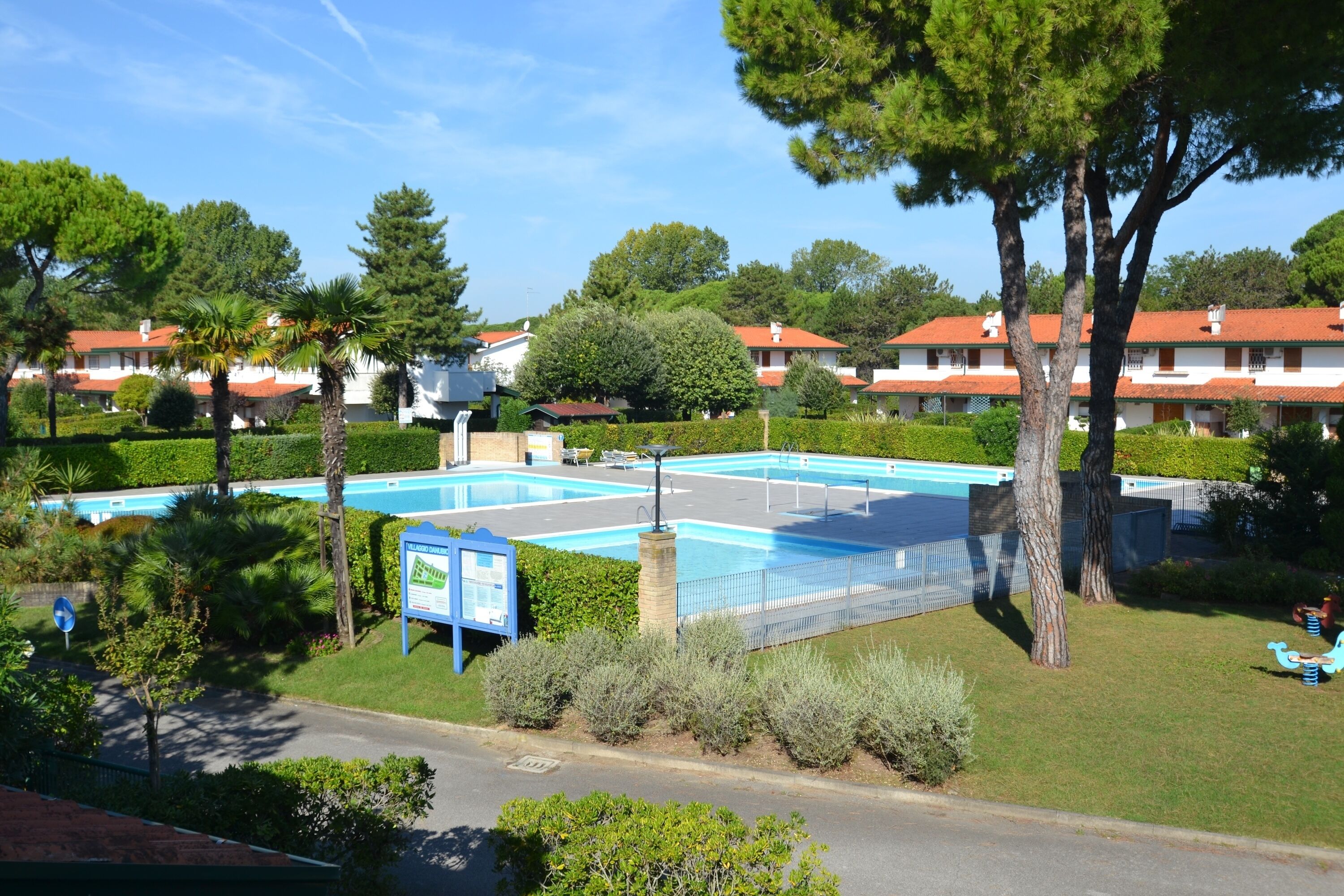 Departamento, 3 habitaciones, balcón, vista al jardín