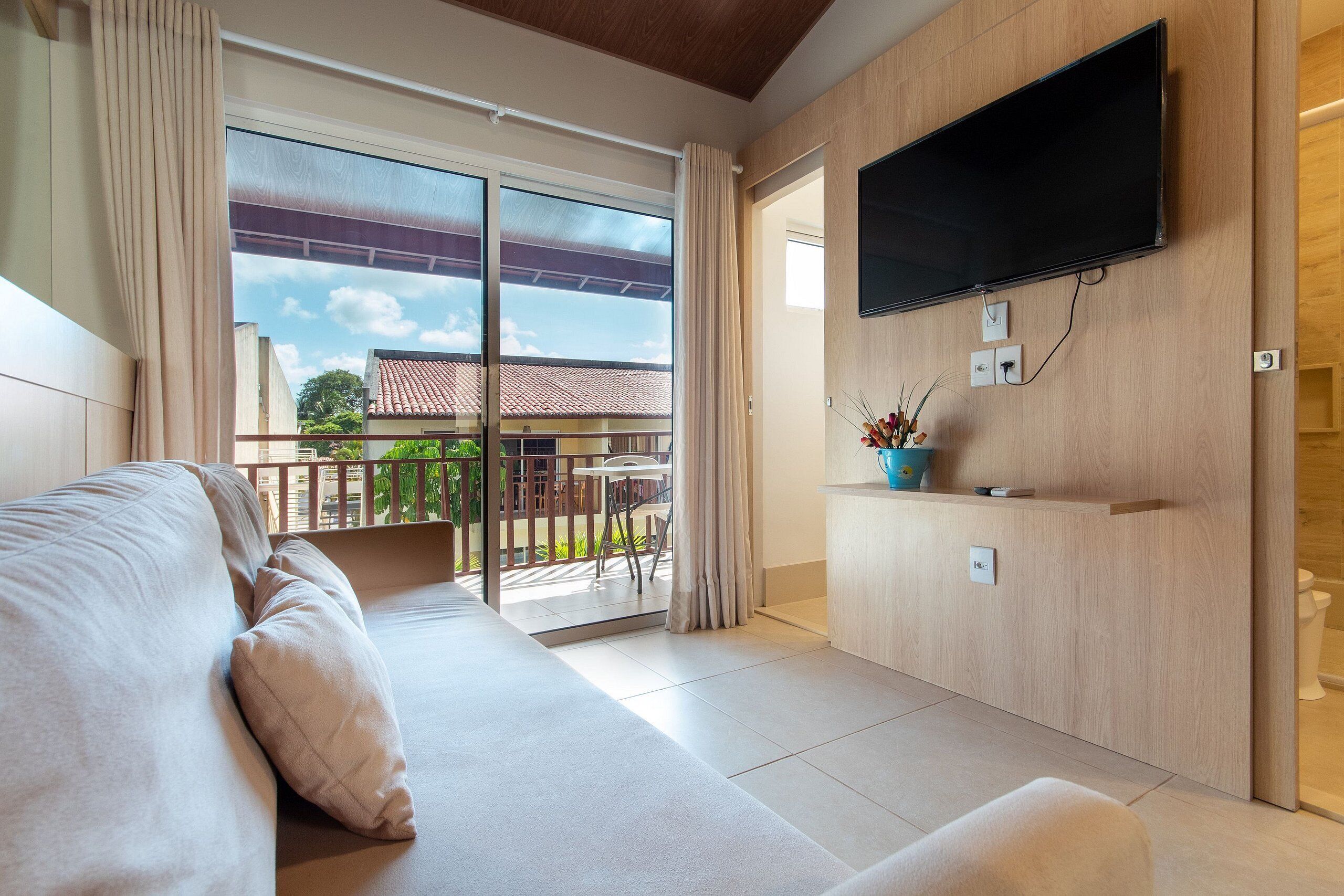 Basic Apartment | Living area