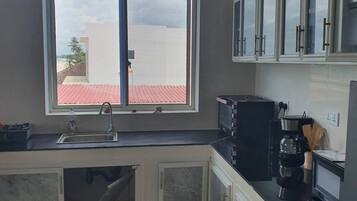 Apartemen, 2 kamar tidur, balkon, pemandangan samudra | Interior