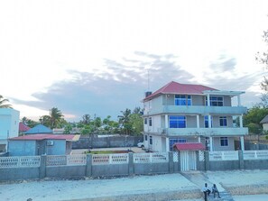 อพาร์ทเมนท์, 2 ห้องนอน, ระเบียง, วิวทะเล | ชายหาด