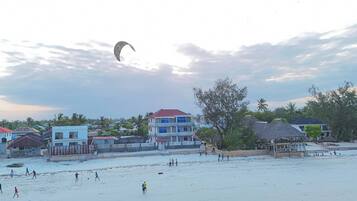 Apartment, 2 Bedrooms, Balcony, Ocean View | Beach