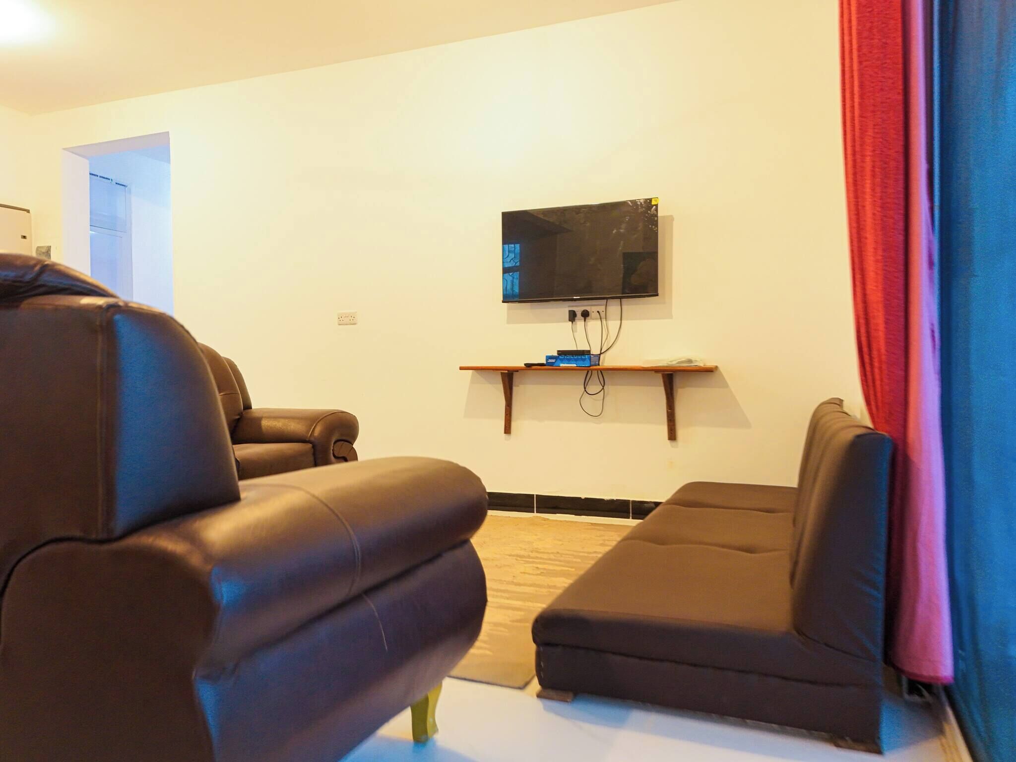 Apartment, 2 Bedrooms, Balcony, Ocean View | Living room