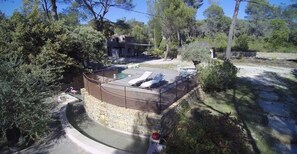 Imagem sem classificação, 2 de 3, botão