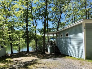 Property grounds - Cozy Cape Cod Cottage with Peaceful Water Views (Sandwich)