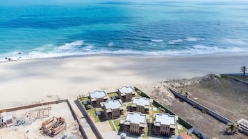Una playa cerca