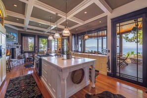 Coffee/tea maker, cookware/dishes/utensils - Tewesi Manor | Historic Tahoe Lakefront w/ Private Pier (Carnelian Bay)