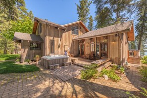 Terrace/patio - Moana Mountain Shack | Lakeview w/ Buoy & Hot Tub (Tahoma)