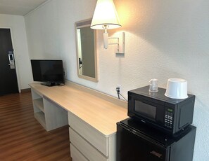 Unclassified image, 3 of 17, button