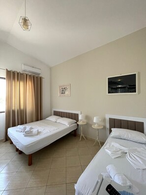 Unclassified image, 3 of 8, button - Osmenaj Studios - Seaside Comfort in Vlore (Vlorë)