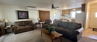 The Stony Ridge is a 3 bedroom/2 bath home located in the town of Hill City!