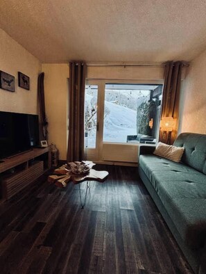 Nicht klassifiziertes Bild, 2 von 13, Schaltfläche