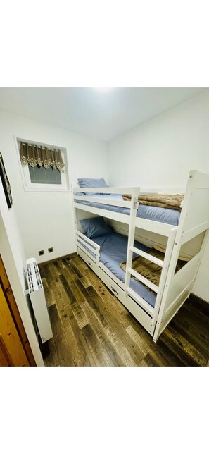 Immagine non classificata, 4 di 12, pulsante