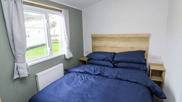 3 quartos, individualmente decorados, individualmente mobiliados