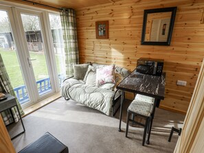 Living area - Mardi Gras (Wisbech)