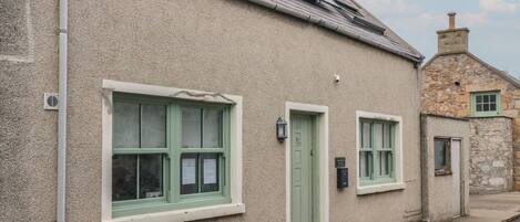 Cottage | Exterior detail