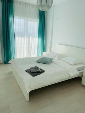 3 habitaciones, tabla de planchar con plancha y wifi gratis 