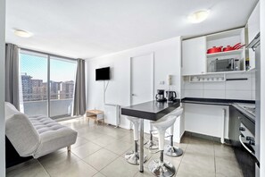 Interior - Central Apartment with Wifi & views in Santiago (Santiago)
