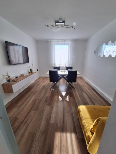 Moderne & helle 3-Zimmer-Wohnung | Wuppertal & Netflix